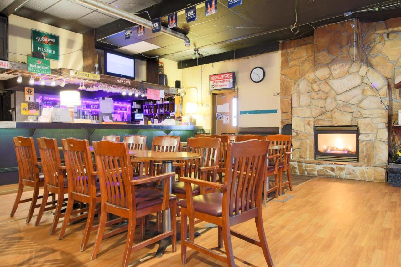 Rosthern Hotel מראה חיצוני תמונה