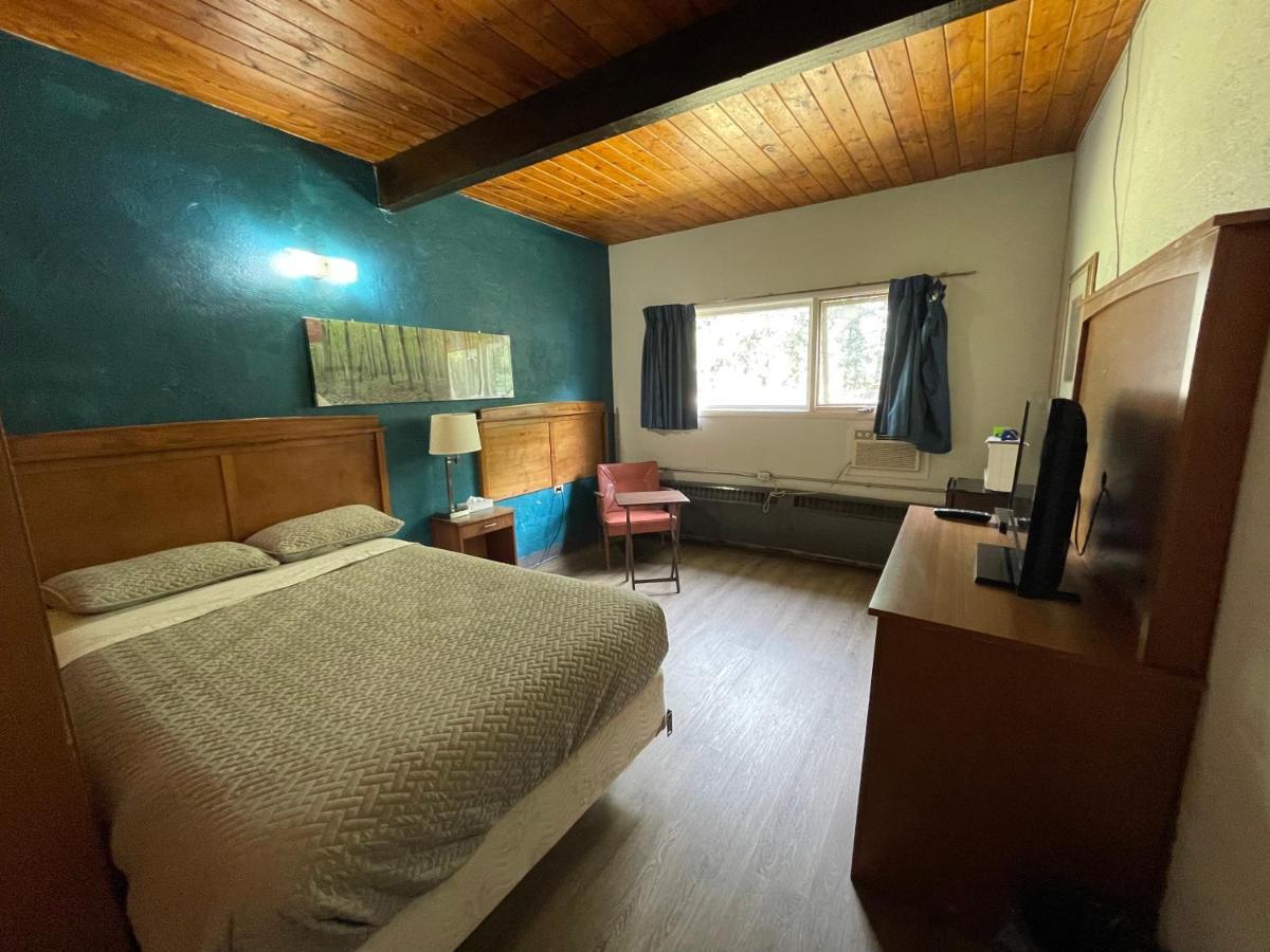 Rosthern Hotel מראה חיצוני תמונה